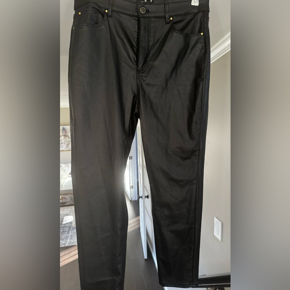 NWT Ann Taylor 14P Curvy Faux Leather High Waist Skinny Pant